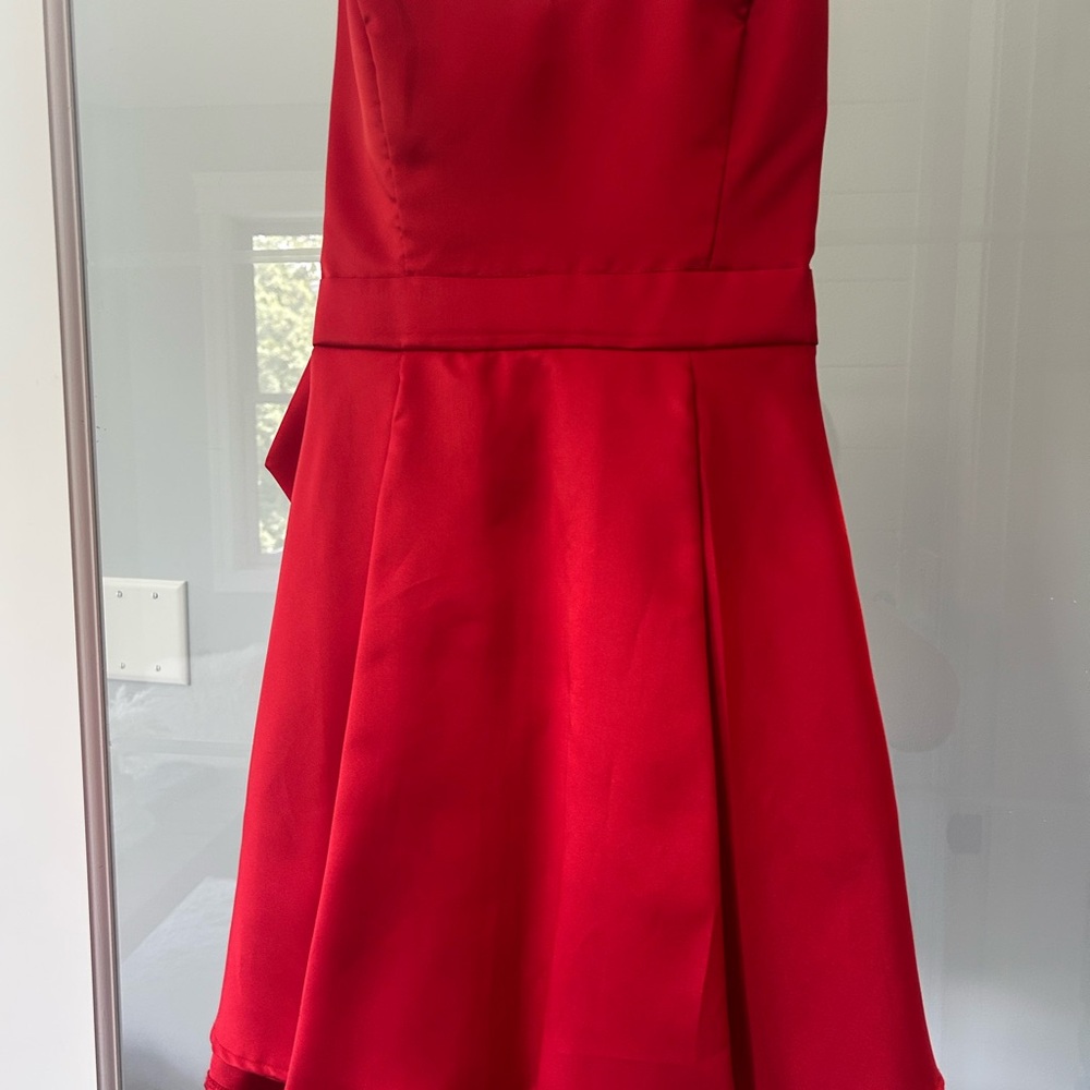 Windsor Vibrant Red Garment